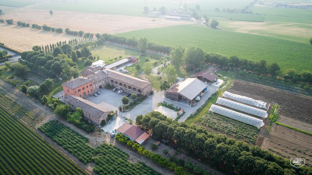 Agriturismo Arte Contadina Фьоренцуола-д'Арда Экстерьер фото